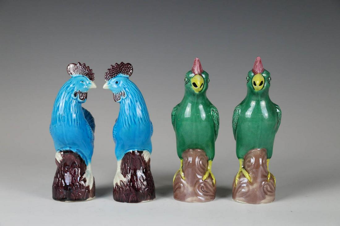 TWO PAIRS OF PORCELAIN ROOSTER AND PARROT FIGURALS (1 of 11)