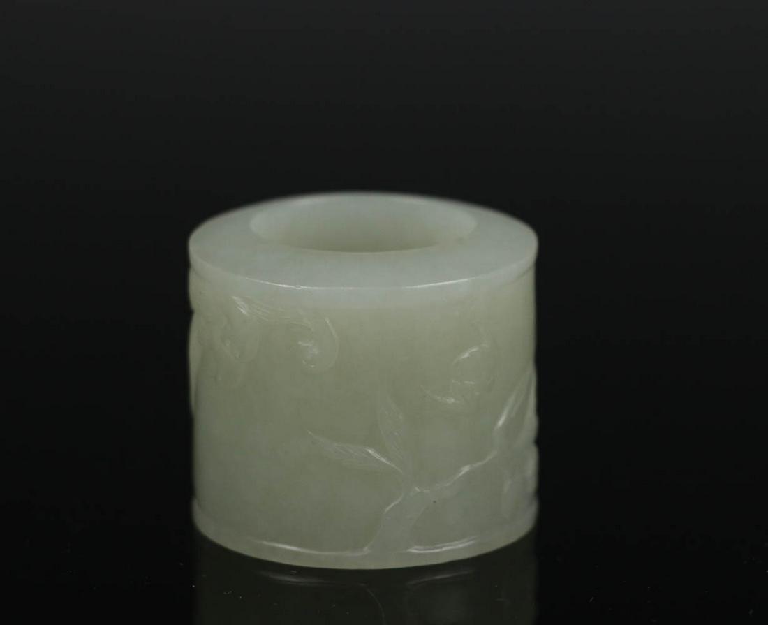 CELADON JADE THUMB RING REPUBLIC PERIOD (1 of 7)