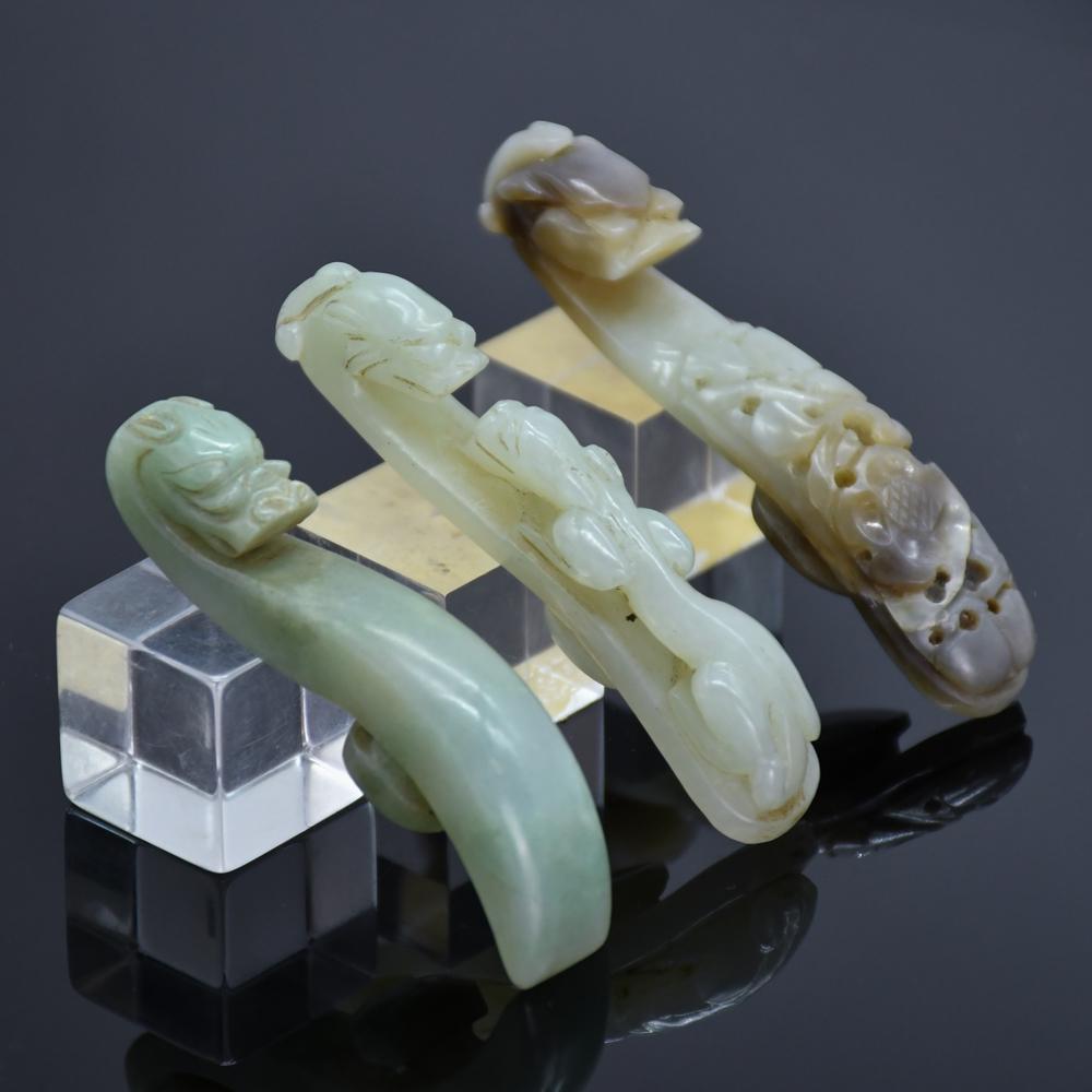Three Jade Dragon Belt Hook (1 of 6)