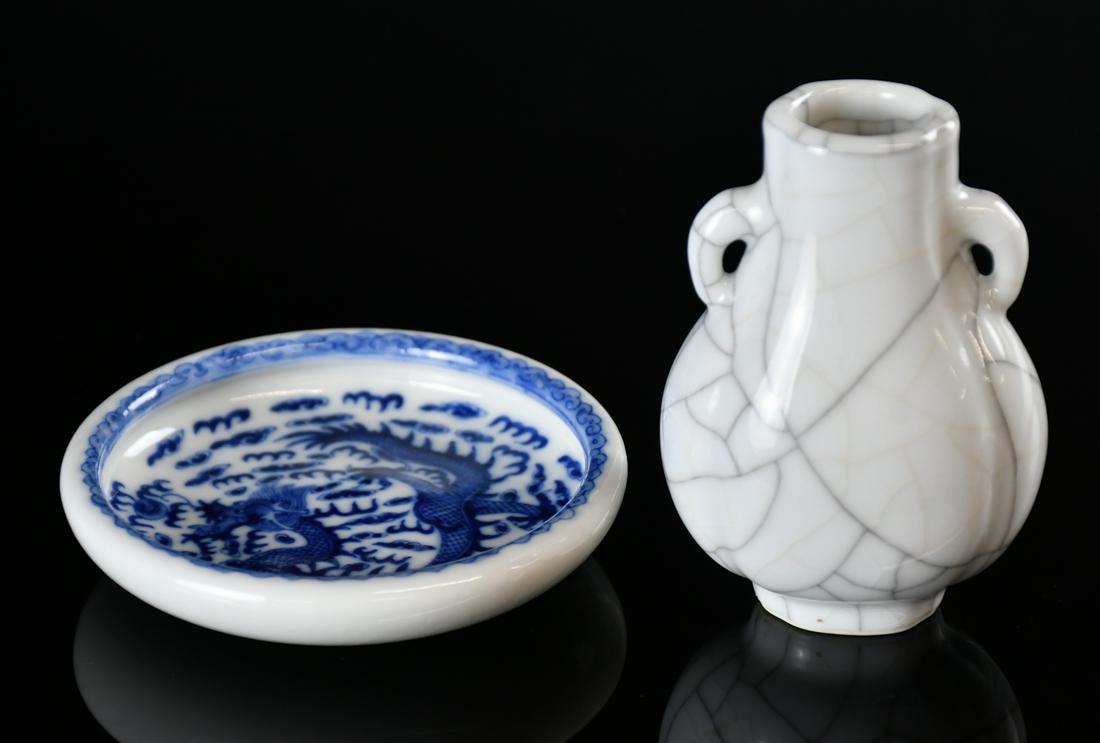 A Blue&White Dragon Washer&Ge Type Vase Qianlong M (1 of 13)