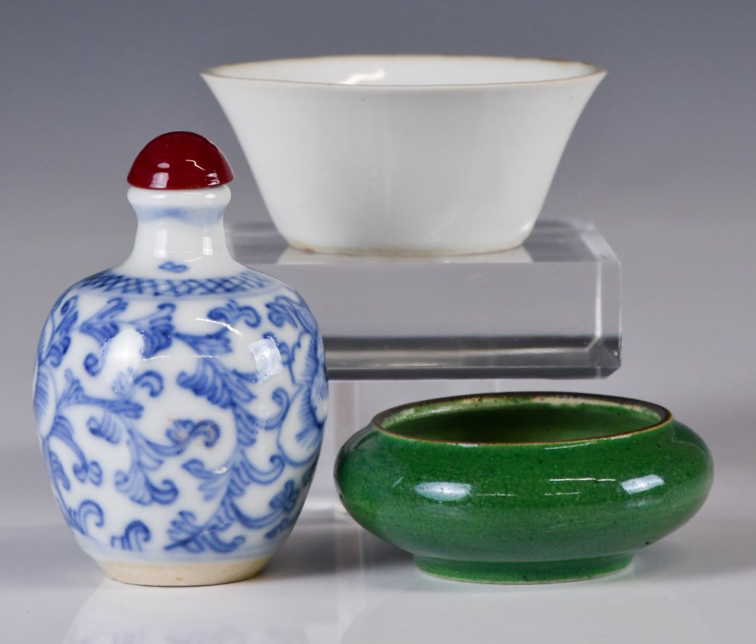 Three Porcelain Articles, Late Qing (1 of 11)
