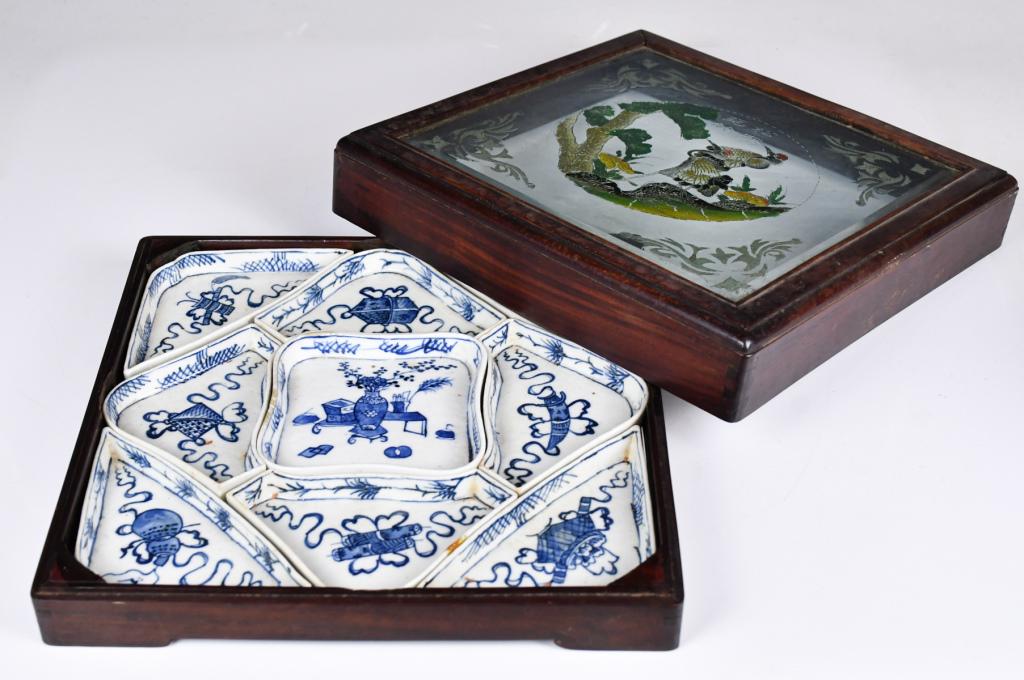 A Blue And White Dish Set Late Qing (1 of 9)