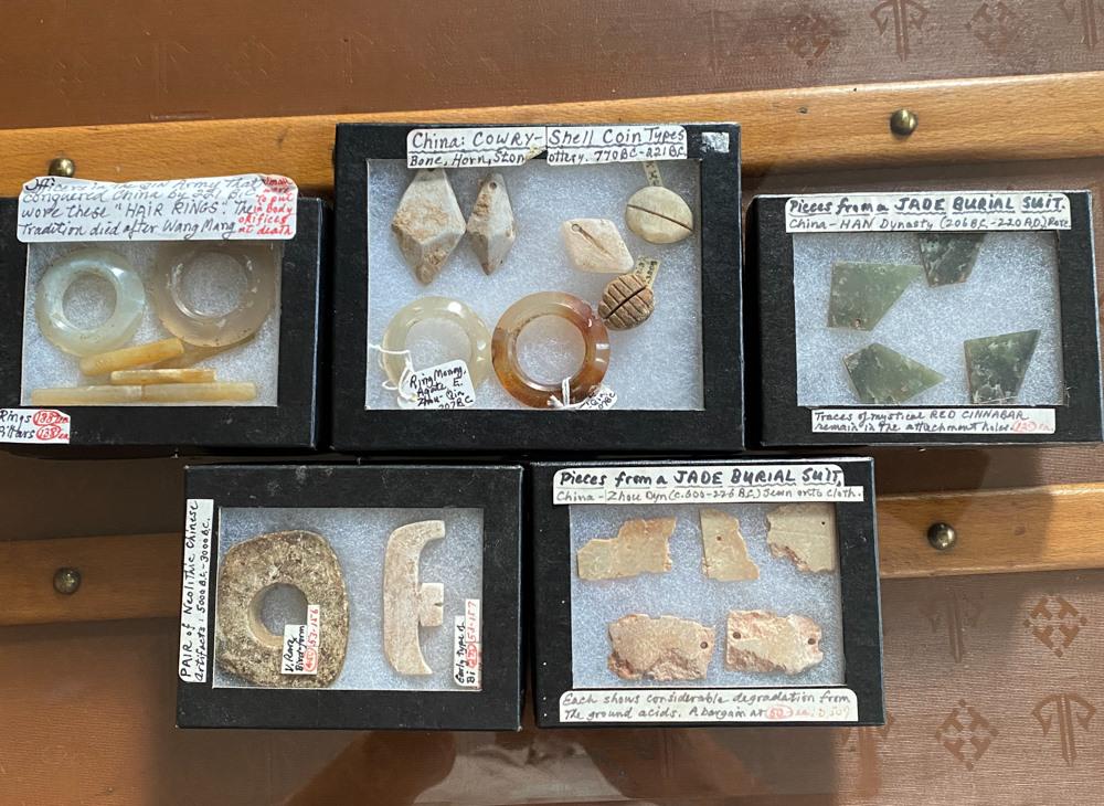 Five Boxes Early Chinese Pendants Money Rings (1 of 6)