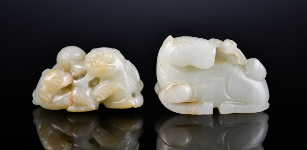 Group of 2 Animal Jade Carvings, Qing (1 of 12)