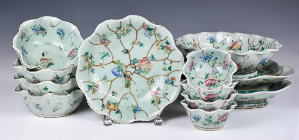 Group of 12 Famille Rose Porcelains 19thC (1 of 13)