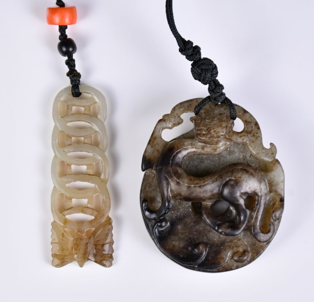 Group of 2Pcs Jade Carvings Qing (1 of 6)