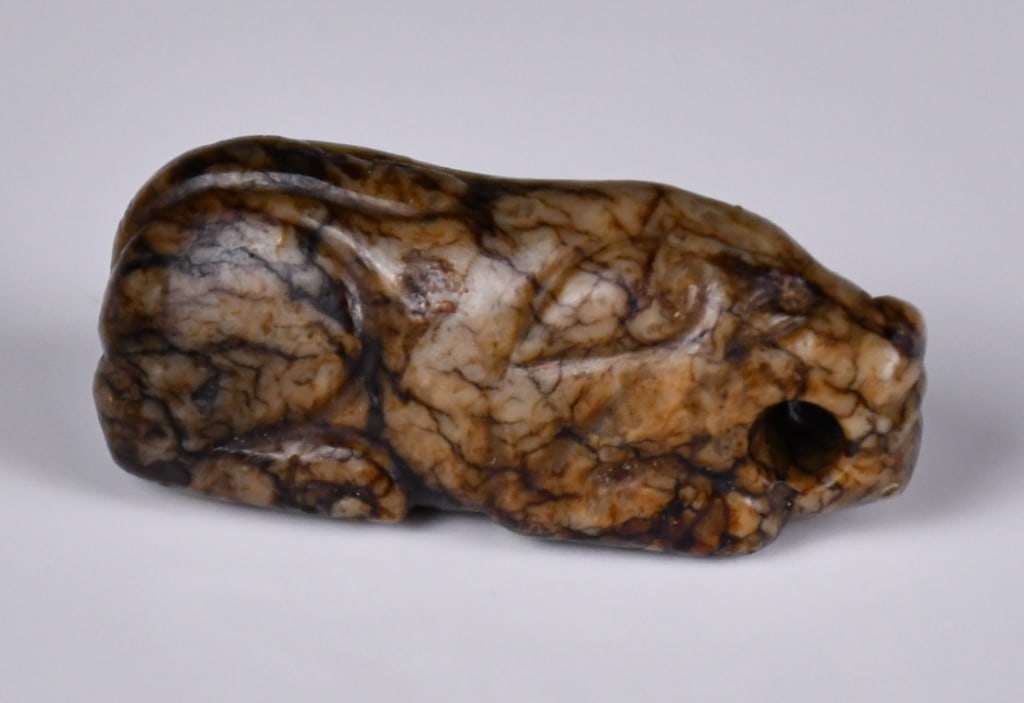 An Archaistic Style Jade-Carved Pig (1 of 5)