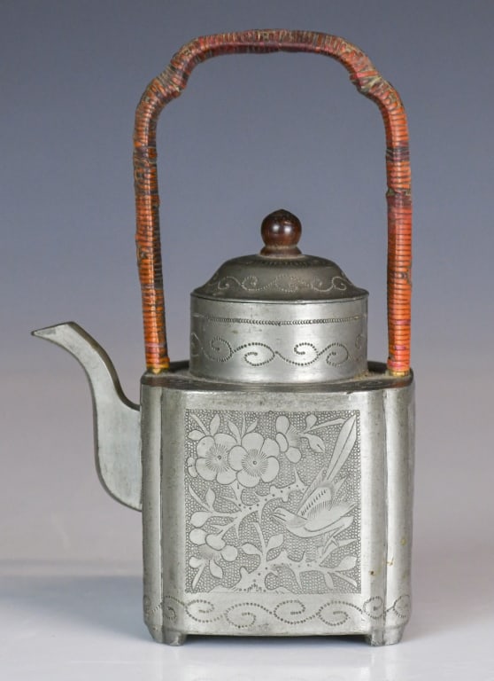 An Incised Pewter Tea Pot w/Handle Repblican (1 of 10)