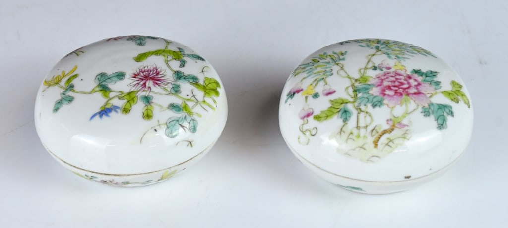 2Pcs Famille Rose Seal Paste Boxes Republican (1 of 11)