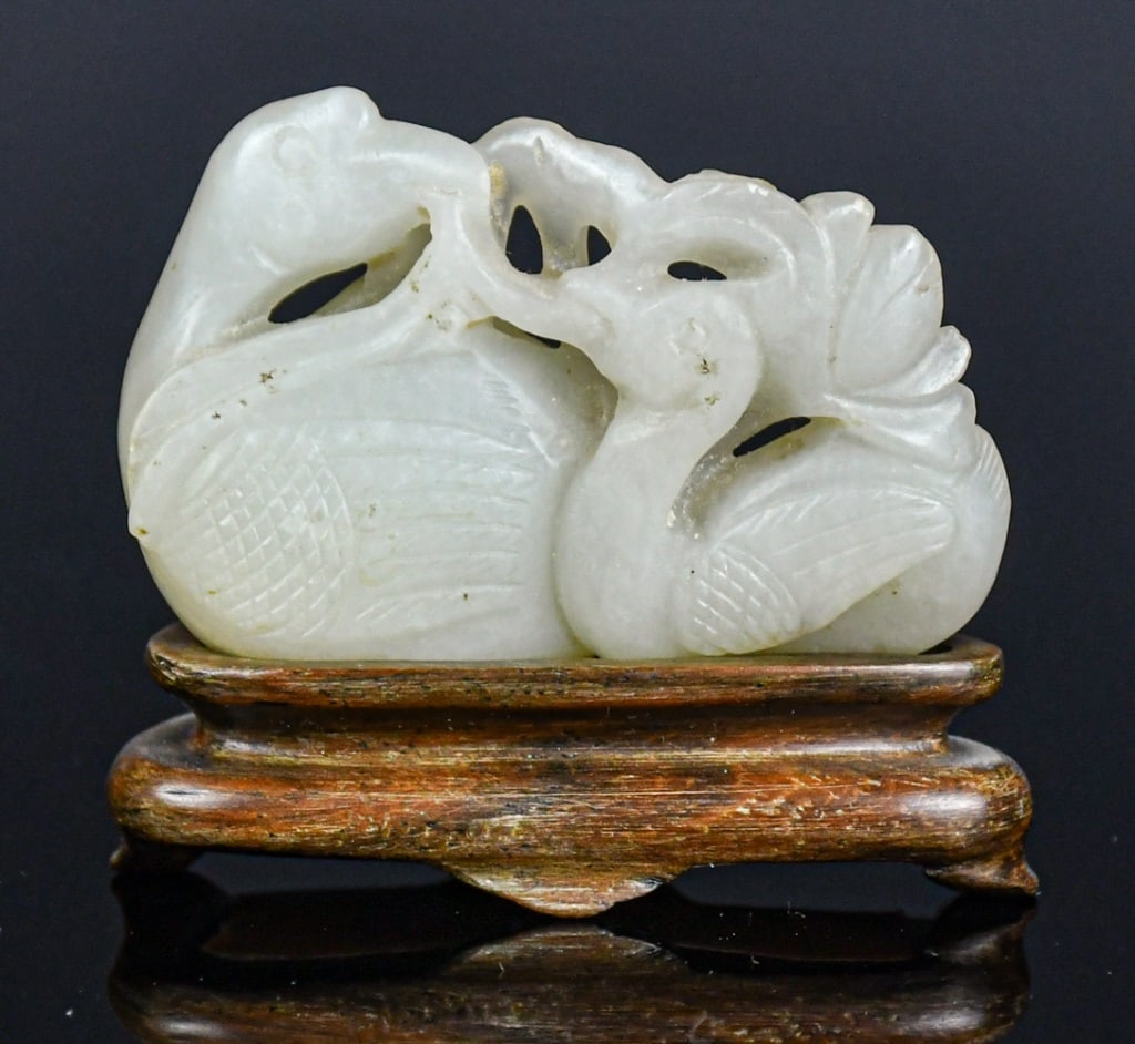 A White Jade Double Gooses w/Std Qing (1 of 10)
