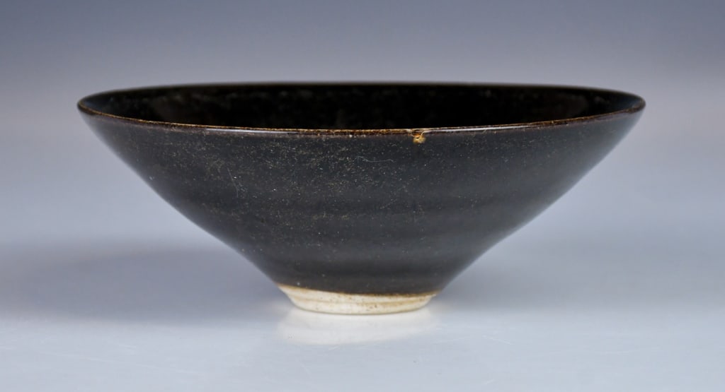 An Archaistic Black Glazed Tea Bowl (1 of 11)