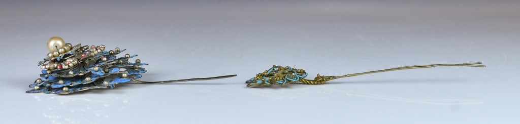 Set of 2 Cloisonne Floral Hairpins 19thC - 4