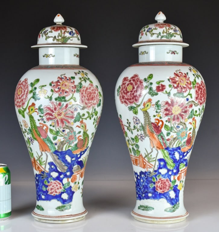 A Pair of Famille Verte Cover Jars Kangxi Mk (1 of 15)