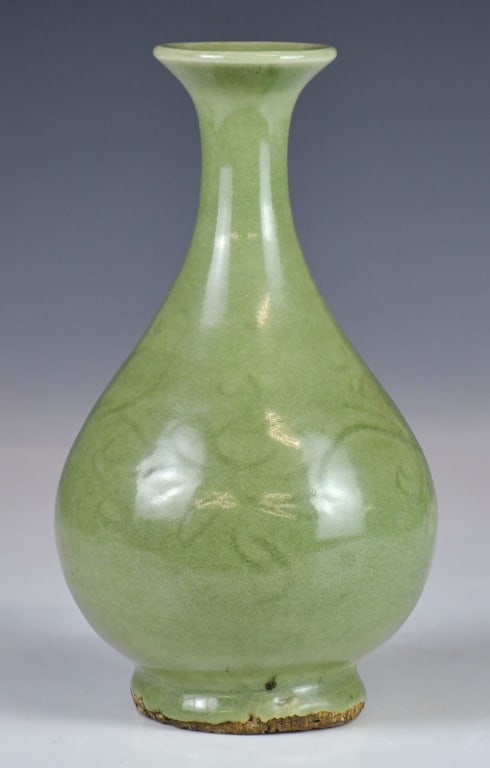A Longquan Green YuHuChun Vase (1 of 11)