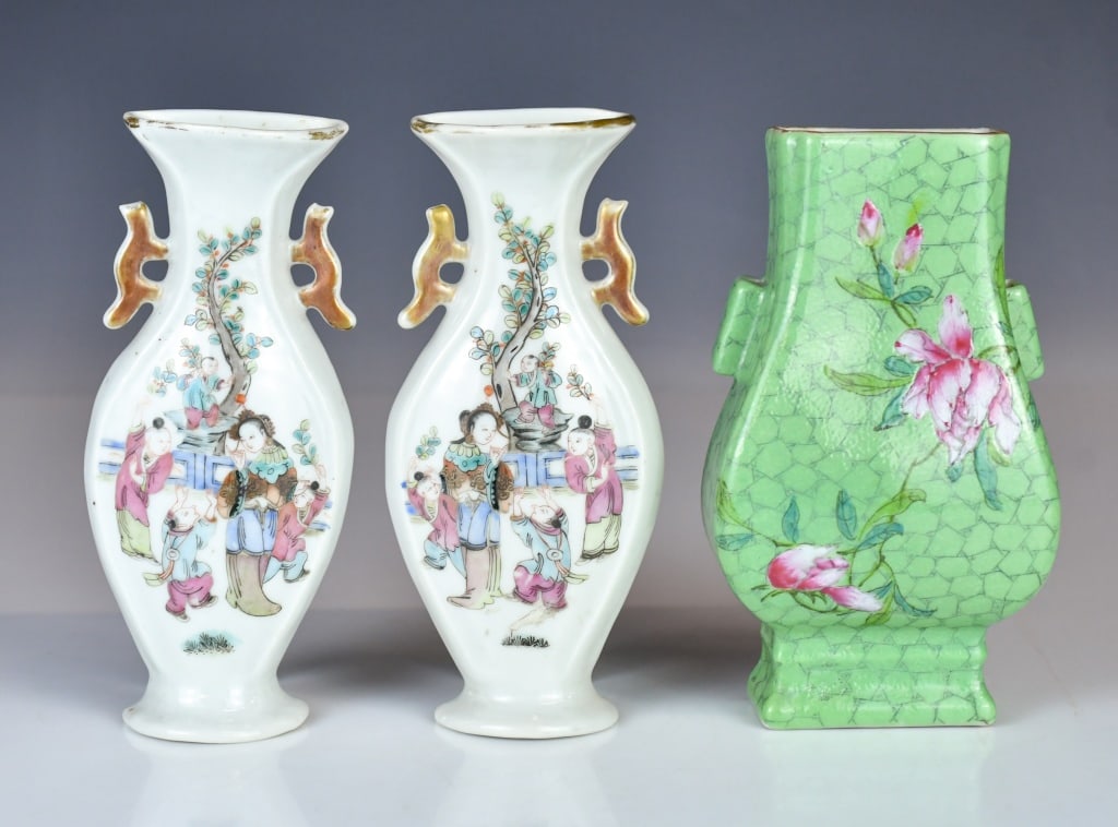 Group of 3 Famille Rose Wall Vases Republican (1 of 14)