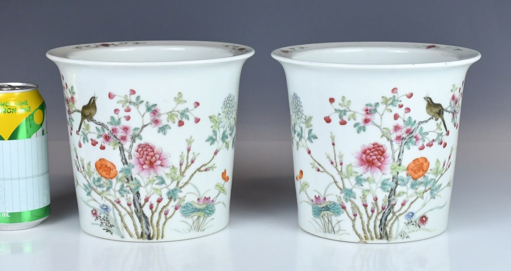 Pair of Famille Rose Flower Pots TongZhi Mk Republ (1 of 14)