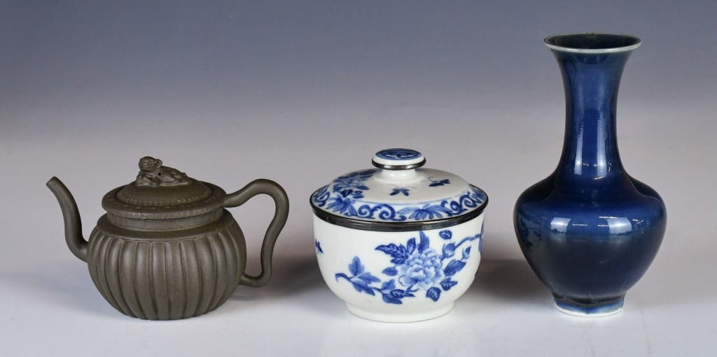 Group of 3Pcs Assorted Pottery Wares (1 of 13)