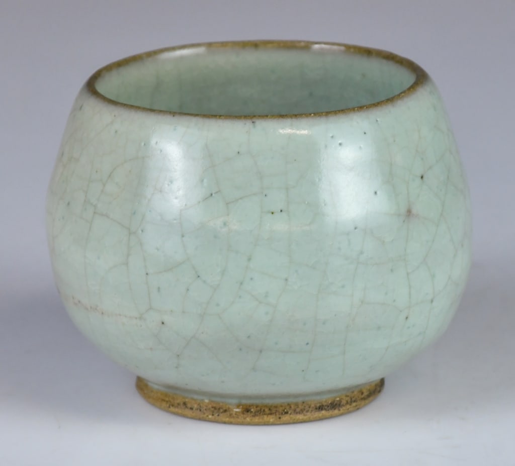 A Yuan Style Jun Cup w/Std - 3