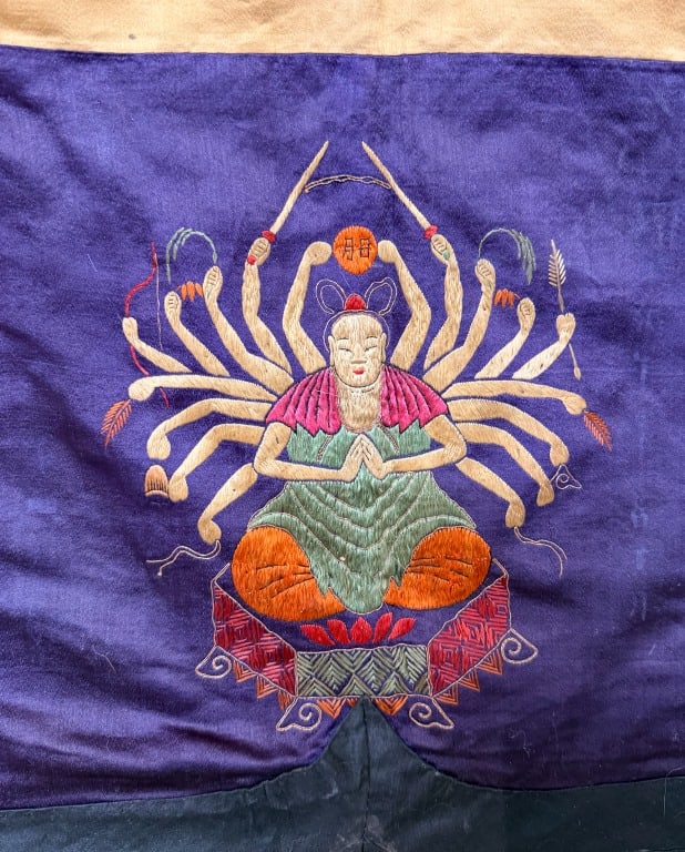 A Large Embroidered Canopy Qing - 6