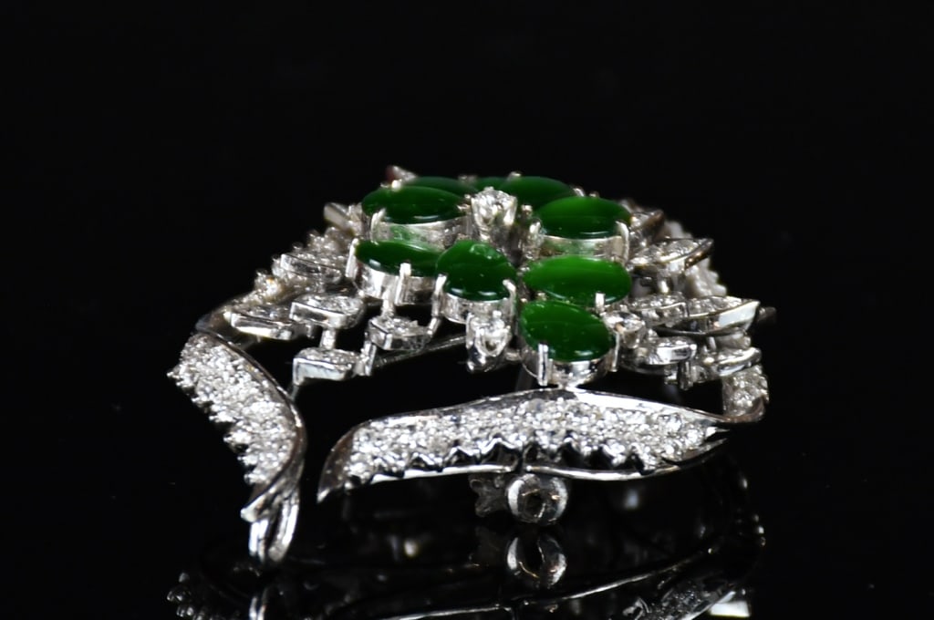 A Platinum Diamond Brooch - 3