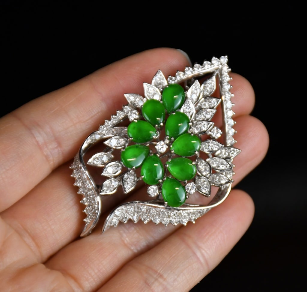 A Platinum Diamond Brooch - 4
