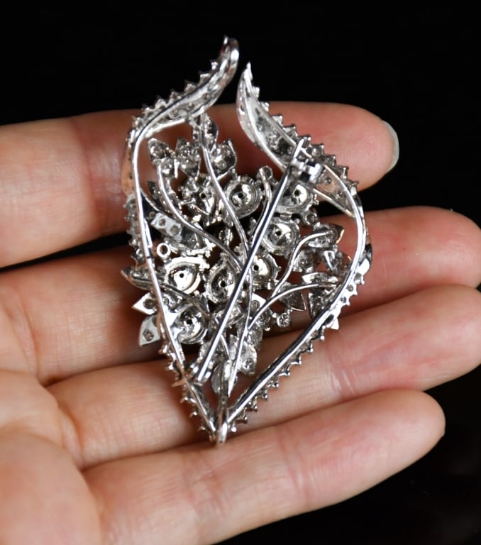 A Platinum Diamond Brooch - 5