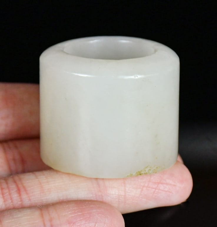 A White Jade Thumb Ring Qing - 10