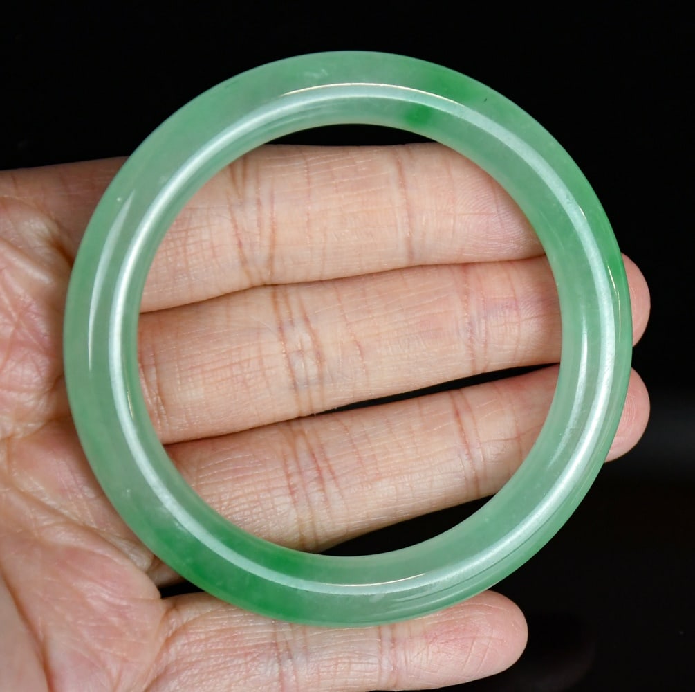 A Jadeite Bangle - 3