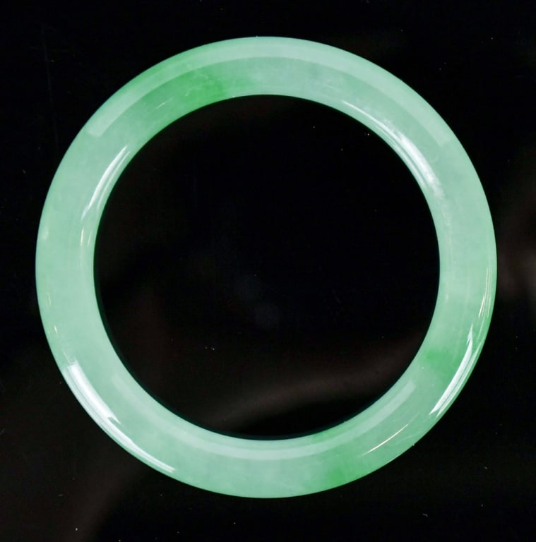 A Jadeite Bangle - 4