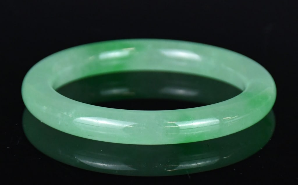 A Jadeite Bangle - 5