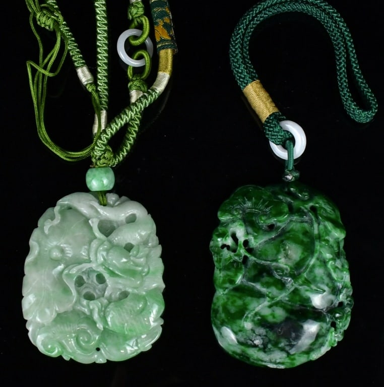 2Pcs Jadeite Carved Plaques: Comprising one light color jadeite carved dragon and phoenix plaque 6.2x5.2cm, and a richer color jadeite carved double-gourd plaque 7x5cm 