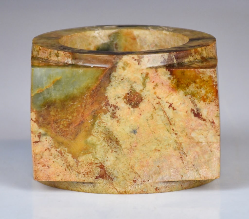 An Archaistic Jade Cong - 4