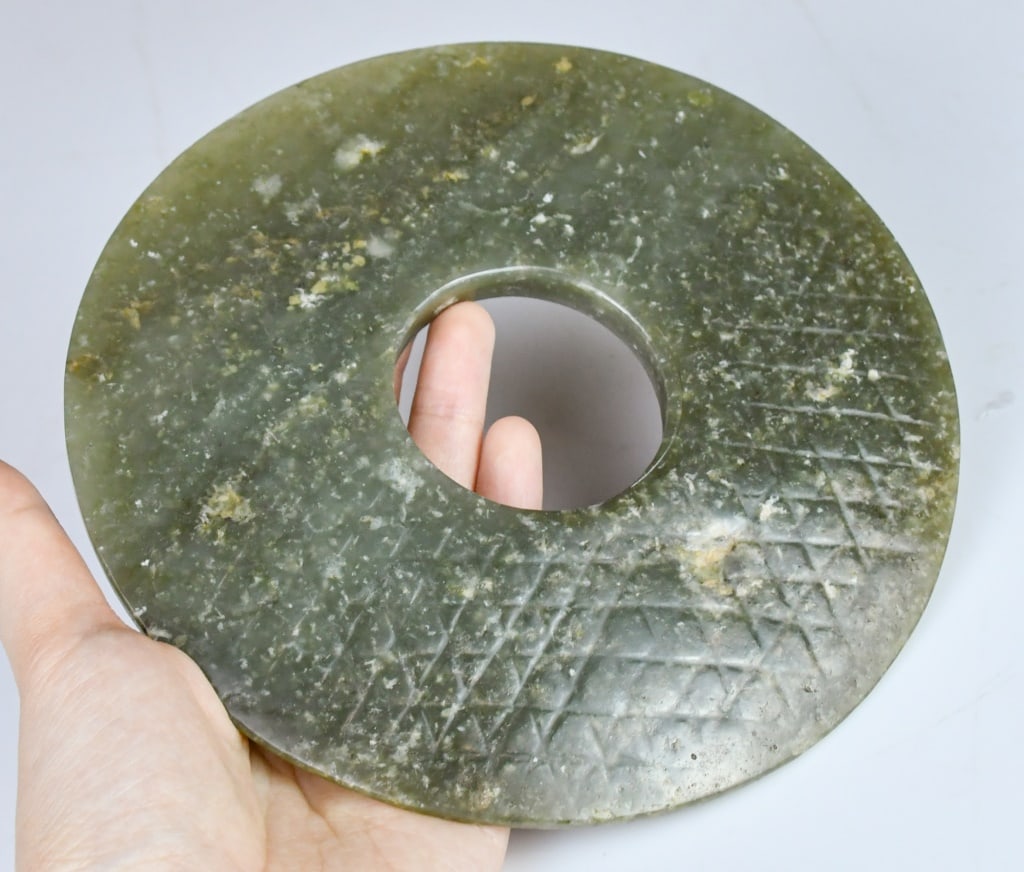 An Archaistic Large Jade Bi Disc - 4