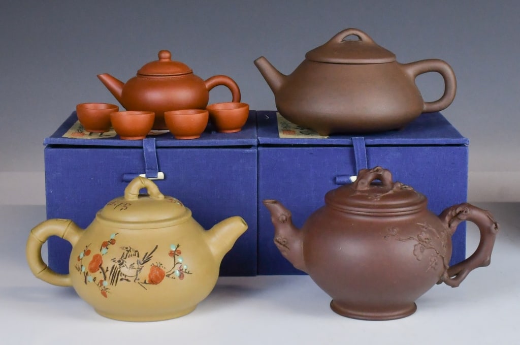 Group of 4 Zisha Teawares 20thC (1 of 15)