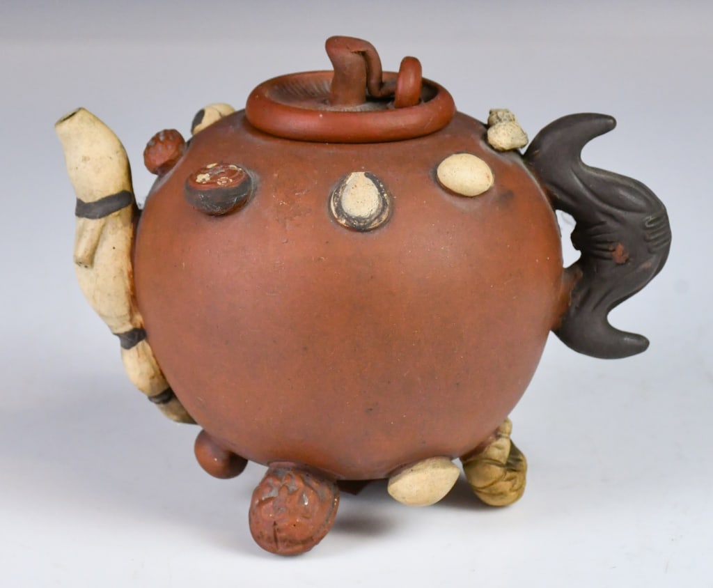 A Hundred Fruits ZishaTeapot 19thC (1 of 11)