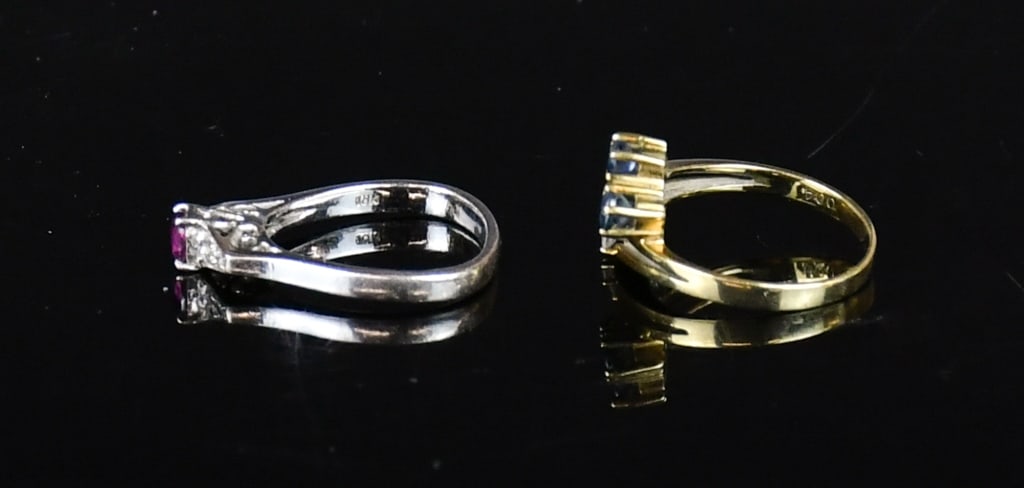 A Ruby Ring & A Sapphires Ring - 4