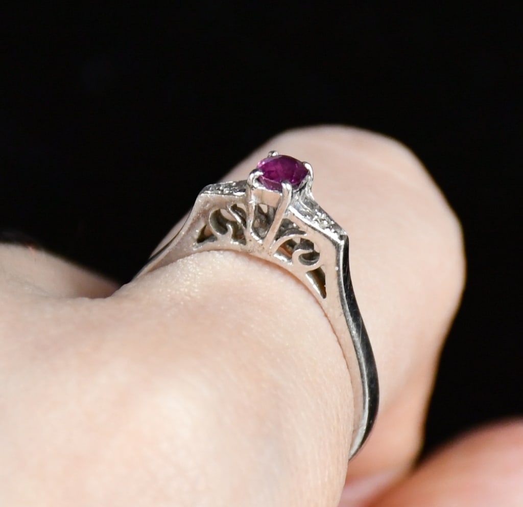 A Ruby Ring & A Sapphires Ring - 9