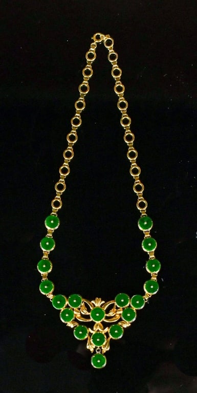 A 14K Gold & Jadeite Necklace (1 of 6)