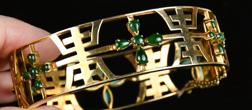 14K Gold Openwork Shou Pattern Gemstone Bangle - 7