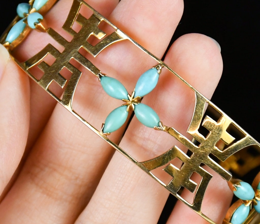 14K Gold Openwork Shou Pattern Gemstone Bangle - 8
