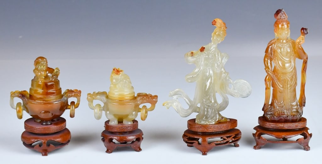 A Group of 4 Agate Carvings w/Std w/Box 20thC (1 of 17)
