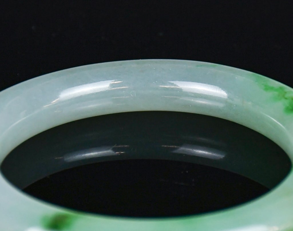 A Round Jadeite Bangle - 4