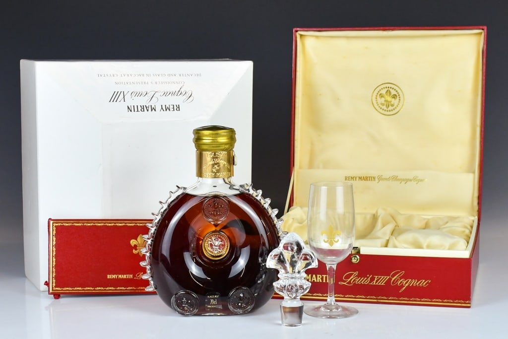 Remy Martin Louis XIII Grande Champagne Cognac Set (1 of 14)
