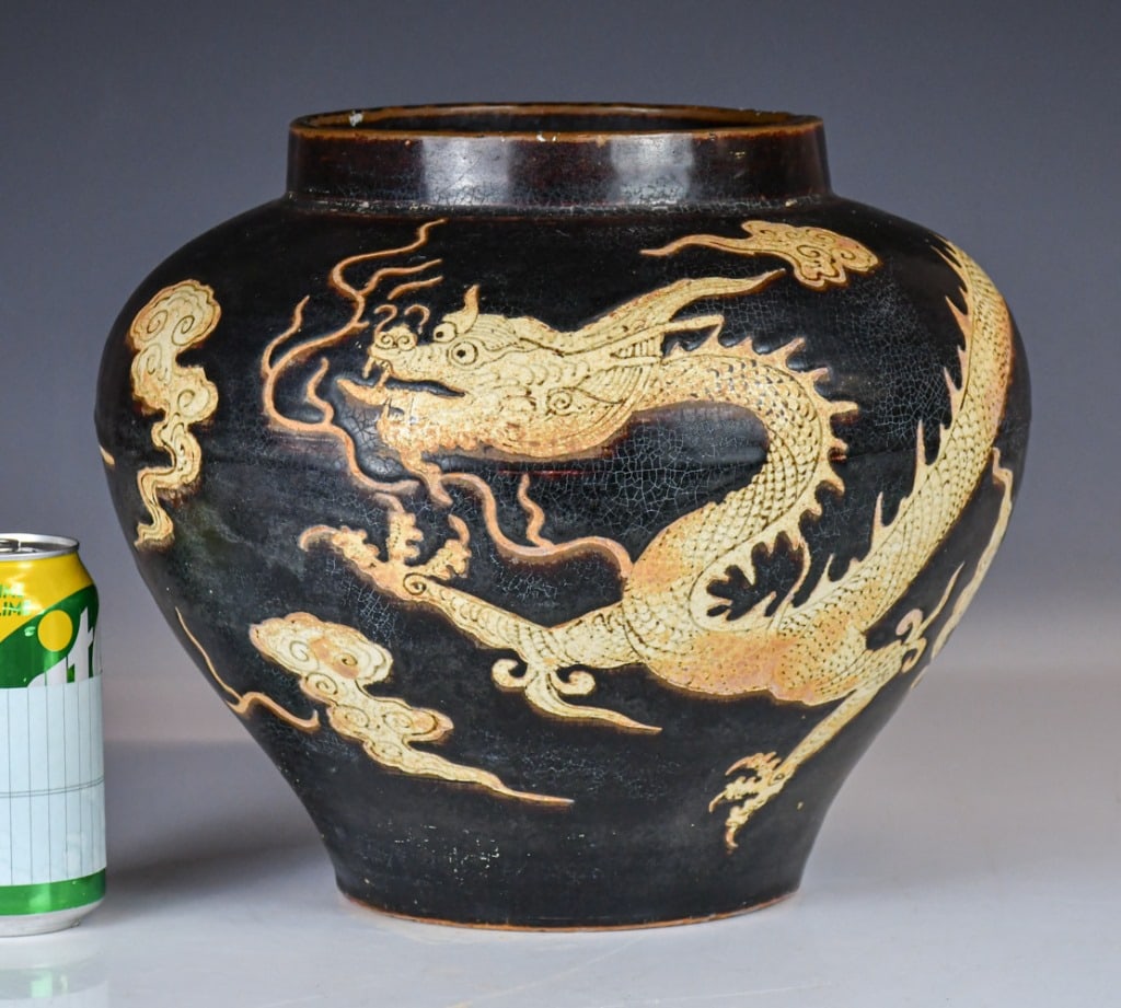 Yuan Ming Style CiZhou Kiln Russet Glazed Jar (1 of 13)
