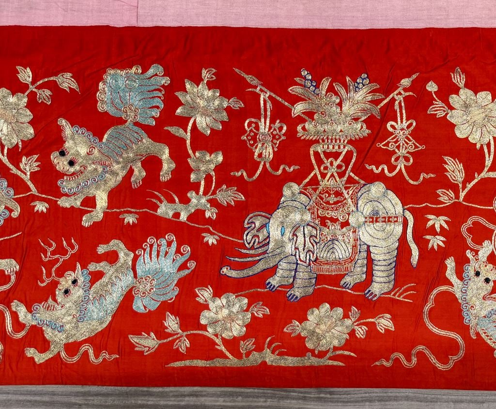 A Large Embroidered Hanging 19thC - 5