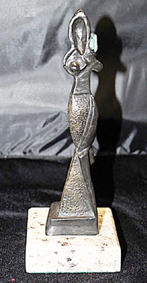 Signed Limited Edition Bronze Archipenko: Old recast patina bronze sculpture Alexander Archipenko, bearing a signature in a limited edition. Dimensions approx 11 x 5 x 5.