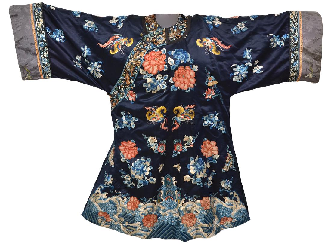 Chinese Silk Kimono 20th C. (1 of 9)