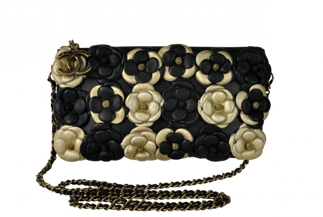 New CHANEL Camellia Limited Edition Crossbody Bag (1 of 10)