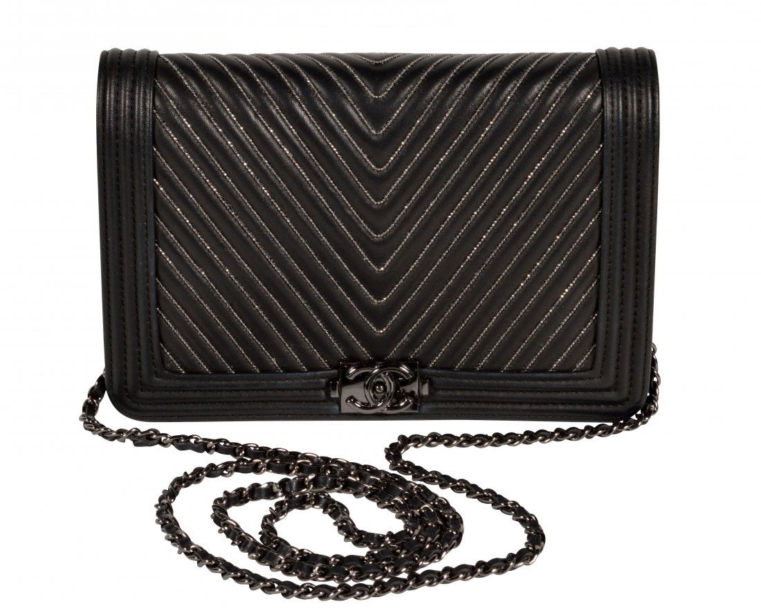 Hourglass Logo Strass Chain Wallet
