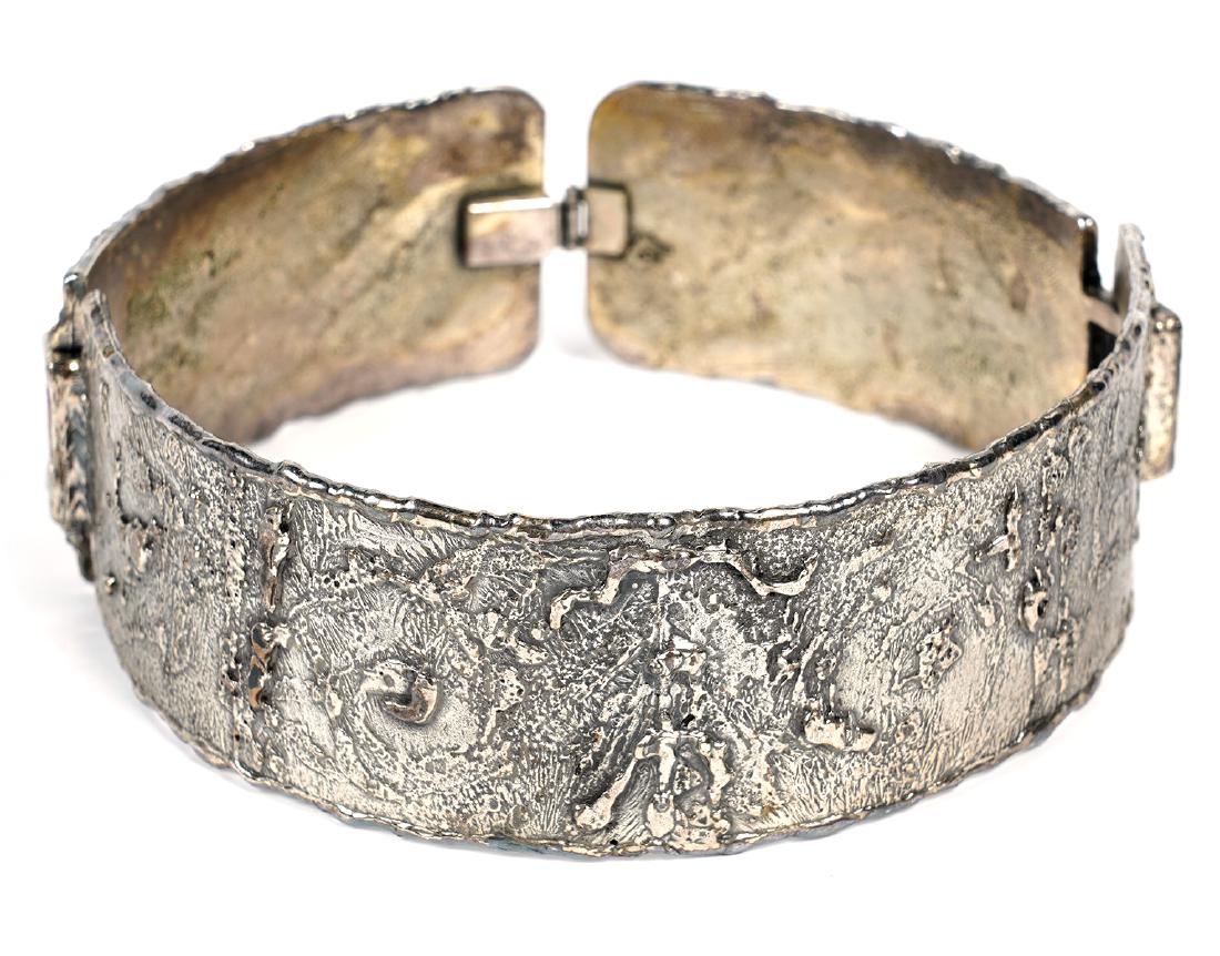 Guy Vidal Modernist Pewter Choker: Guy Vidal pewter choker, signed on inside. Choker is in 3 sections, measures 4"W x 13.5" outside circumference. Good condition, tongue snapped off closure, see photos. Examine all photos closely. Cont